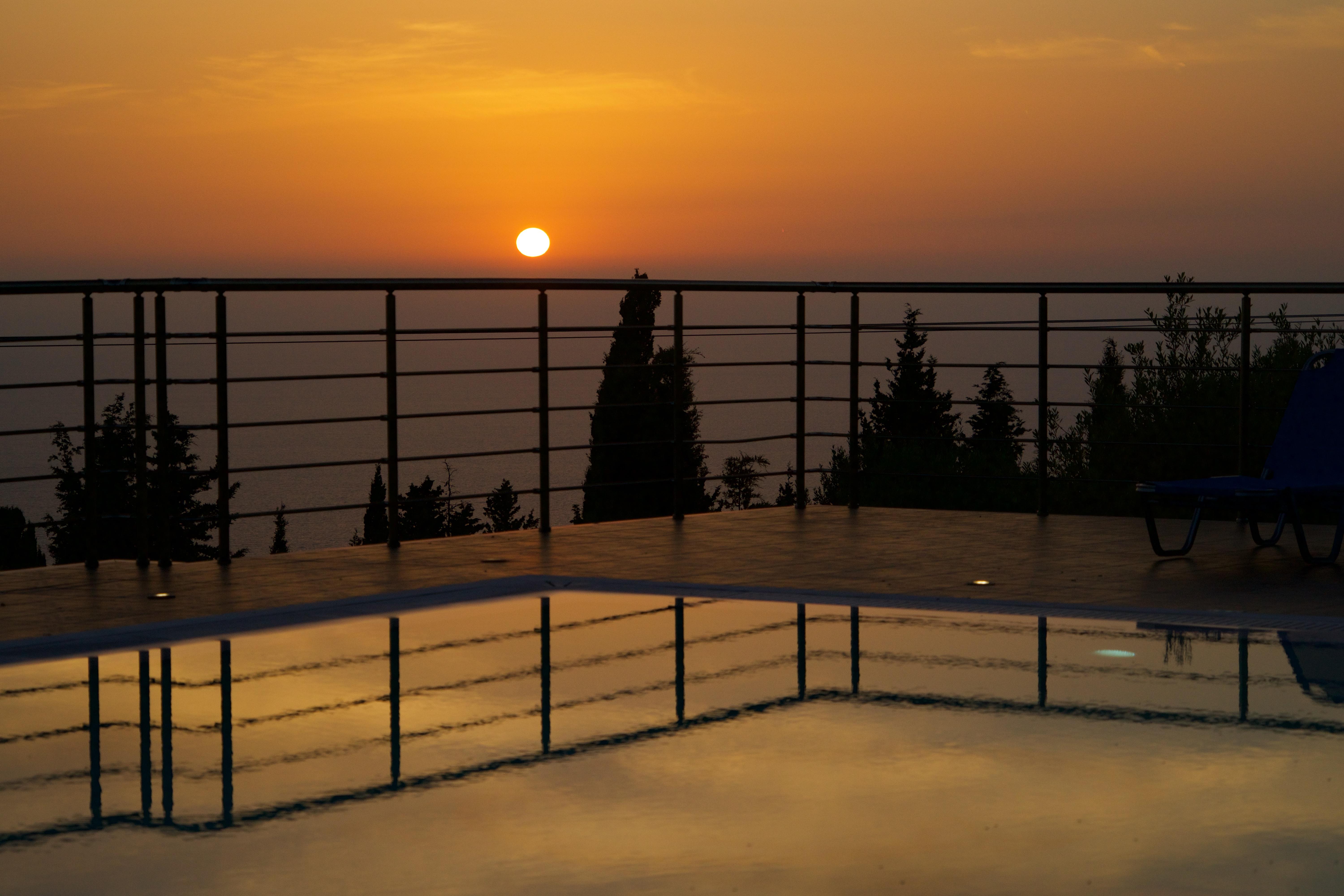 Studios Vrionis Panoramic Sunset Mesovounia  Exterior photo